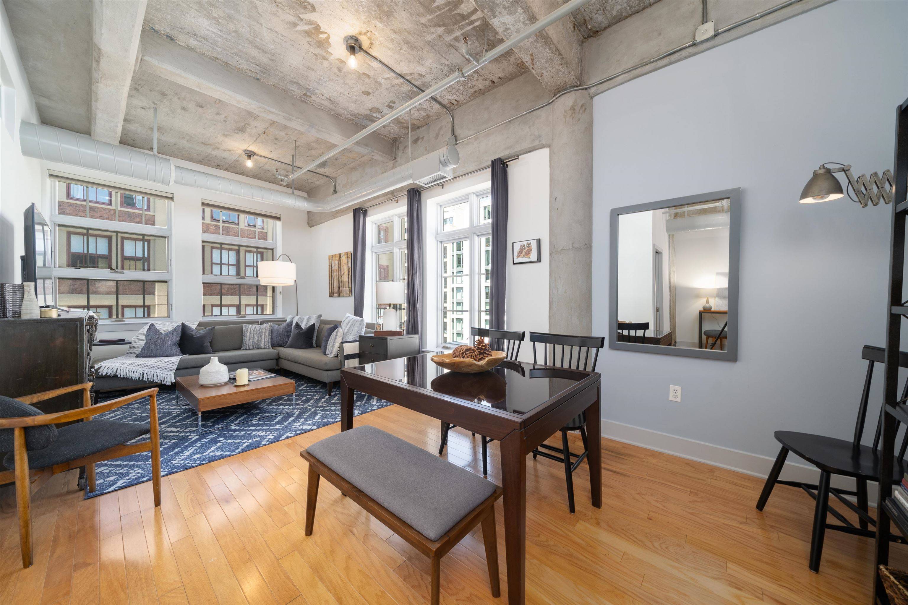 140 BAY ST #6E, Jc Downtown, NJ 07302