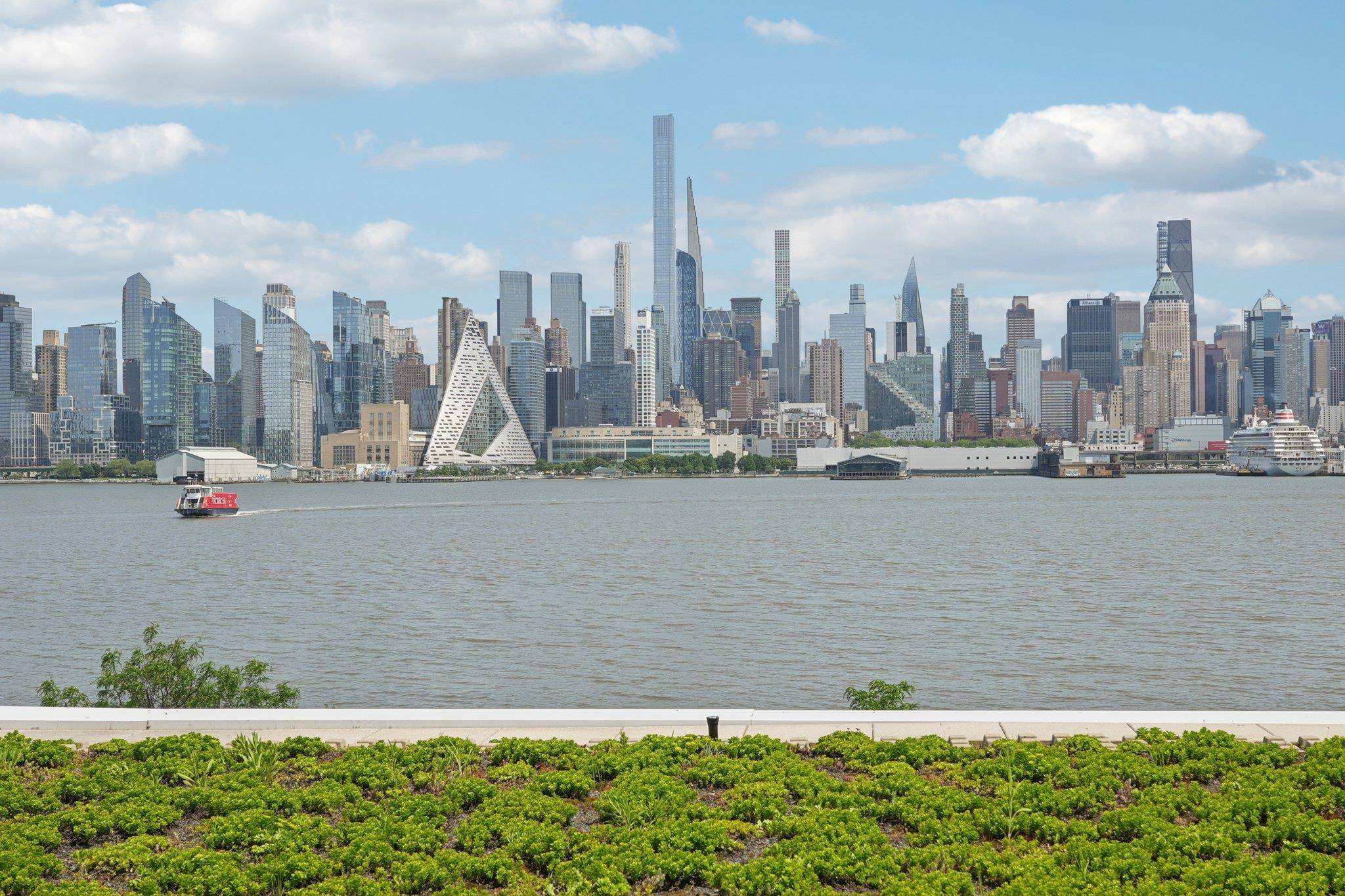 Weehawken, NJ 07086,800 AVENUE AT PORT IMPERIAL  #305
