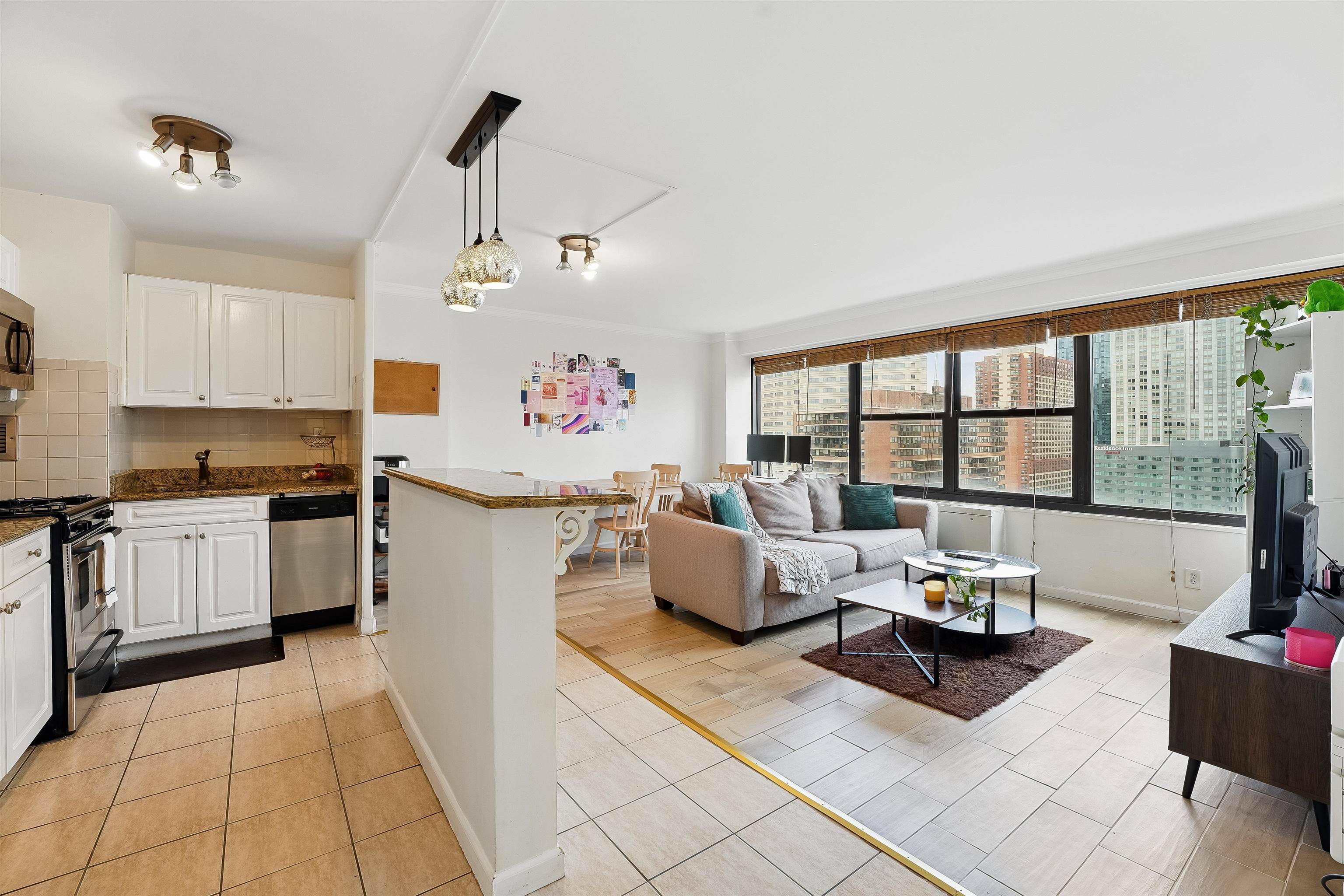 135 MONTGOMERY ST #20h, Jc Downtown, NJ 07302