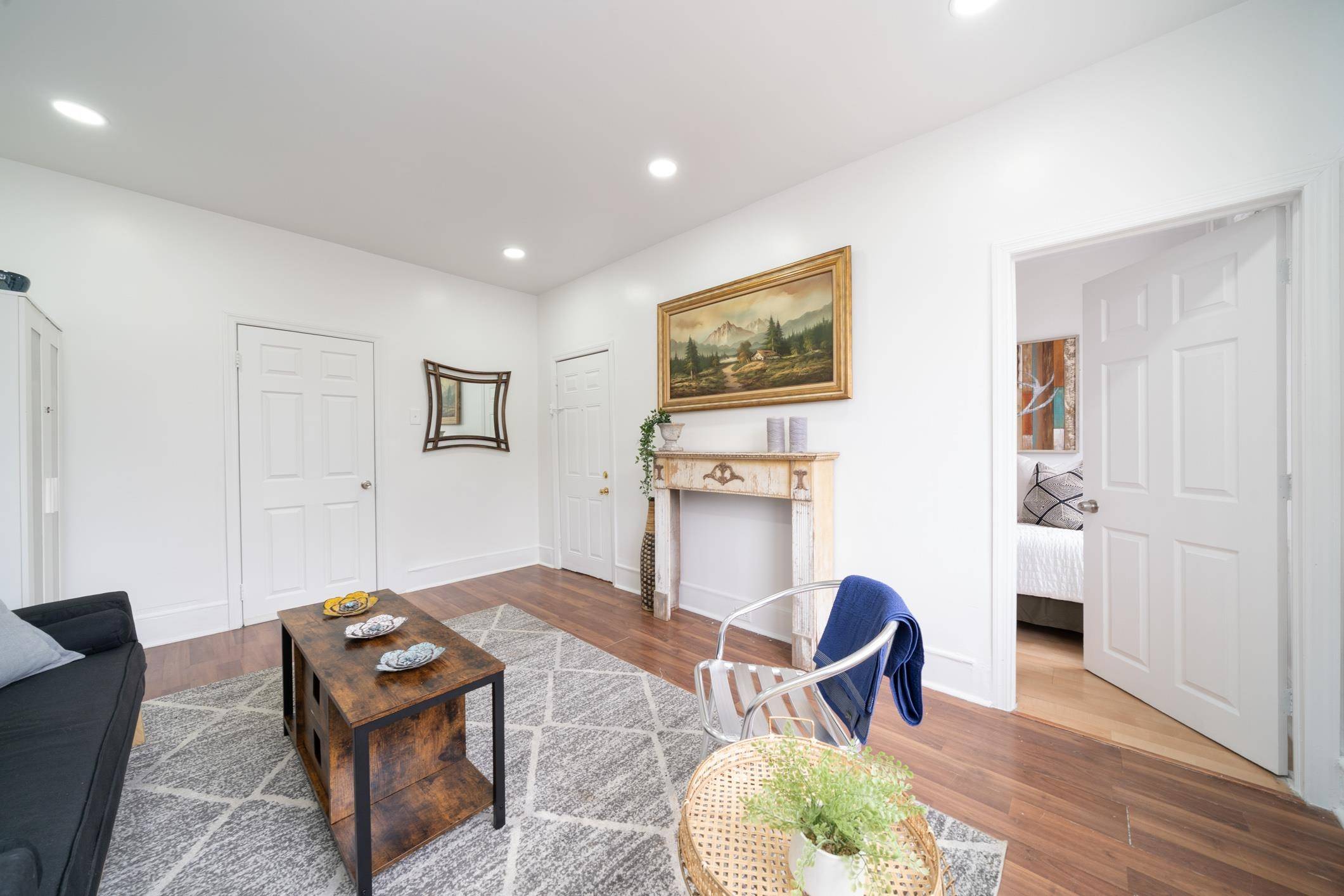 Jc Heights, NJ 07307,204 ZABRISKIE ST