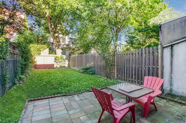 Hoboken, NJ 07030,1137 PARK AVE