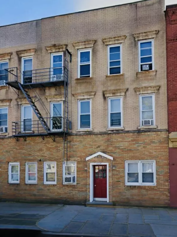 1046 BROADWAY, Bayonne, NJ 07002