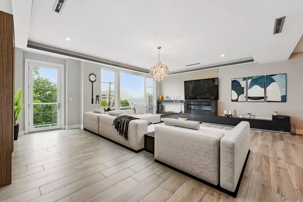 Edgewater, NJ 07020,26 HUDSON TERRACE