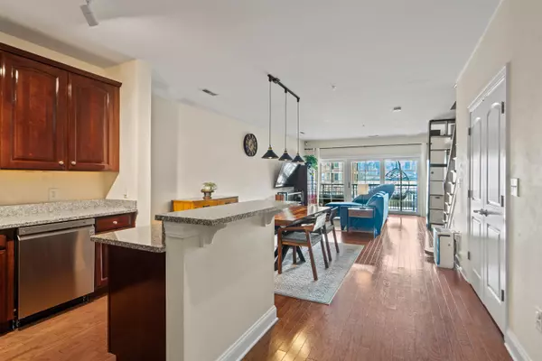 22 AVENUE AT PORT IMPERIAL #219, West New York, NJ 07093