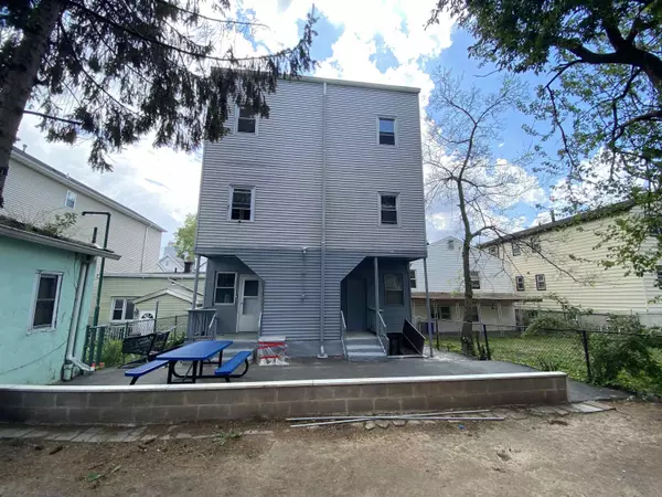 Bayonne, NJ 07002,19 WEST 14TH ST  #2