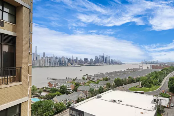 7002 BLVD EAST  #15p, Guttenberg, NJ 07093