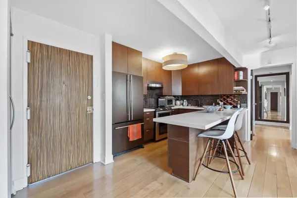 Hoboken, NJ 07030,300 NEWARK ST  #8G