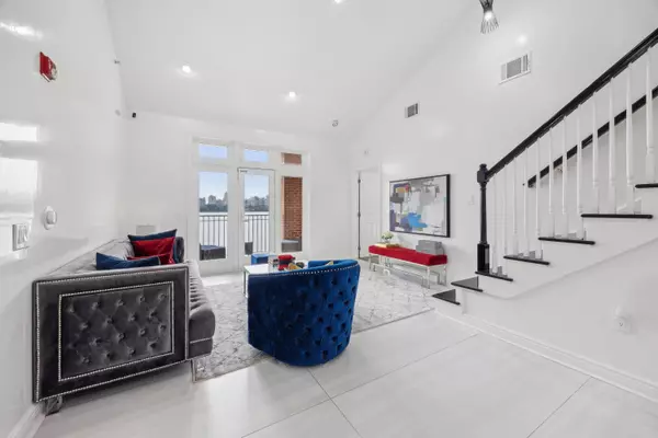 North Bergen, NJ 07047,7400 RIVER RD #431