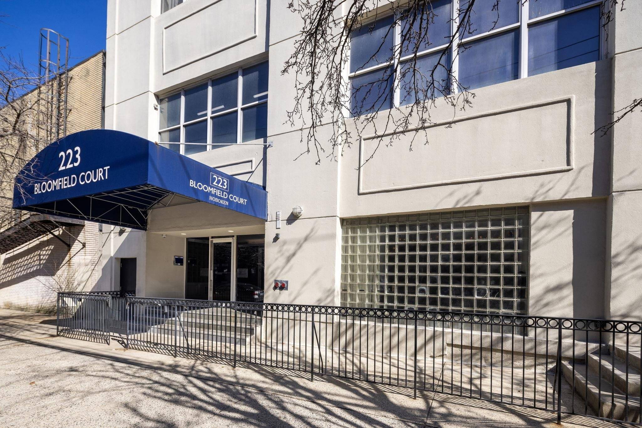 223 BLOOMFIELD ST #3E, Hoboken, NJ 07030