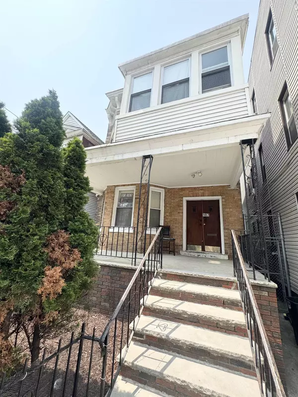 Jc Greenville, NJ 07305,187 WEGMAN PARKWAY  #1