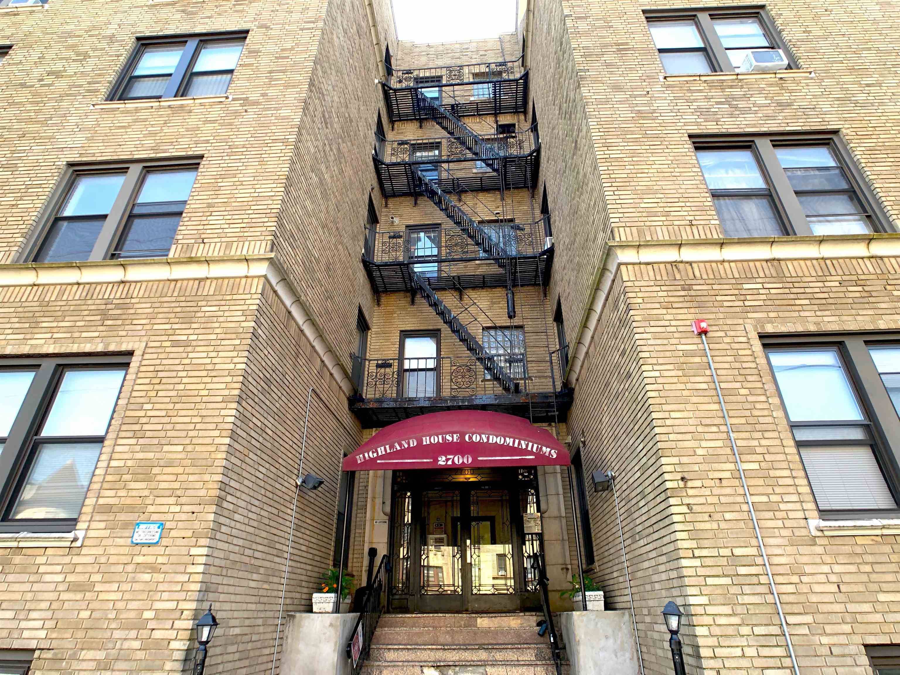 2700 KENNEDY BLVD  #408, Jc Journal Square, NJ 07306