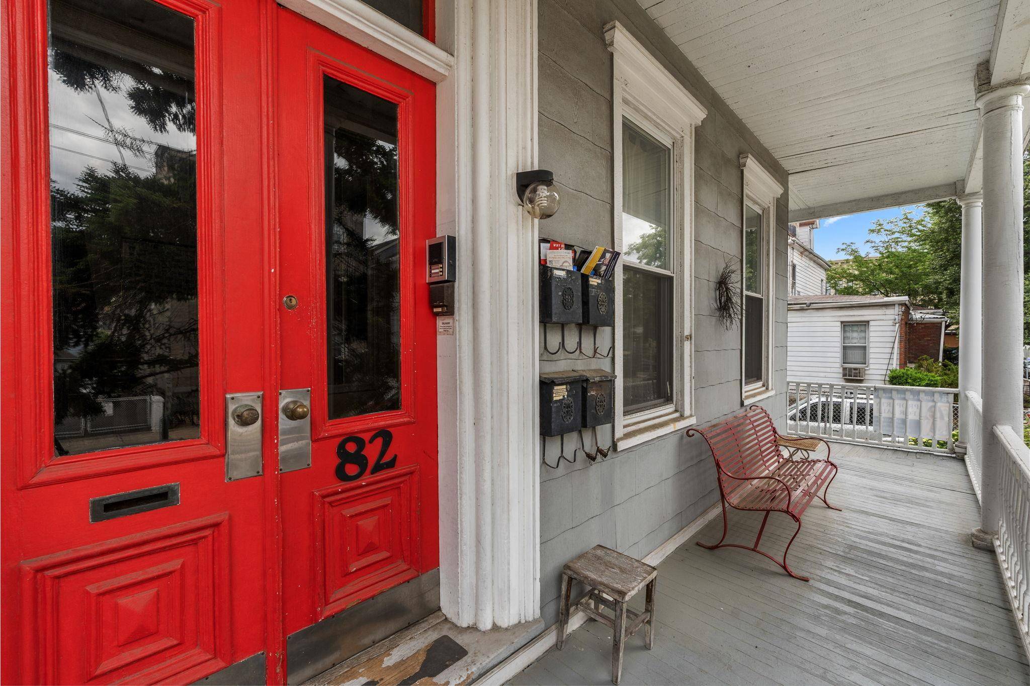 82 PROSPECT ST, Jc Heights, NJ 07307
