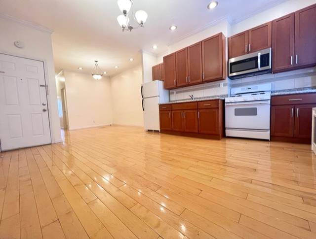 278 2ND ST  #7 (4L), Jc Downtown, NJ 07302