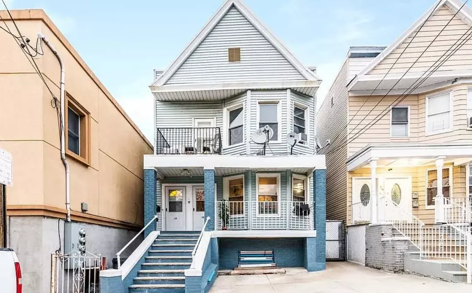 318 ARMSTRONG AVE, Jc West Bergen, NJ 07305