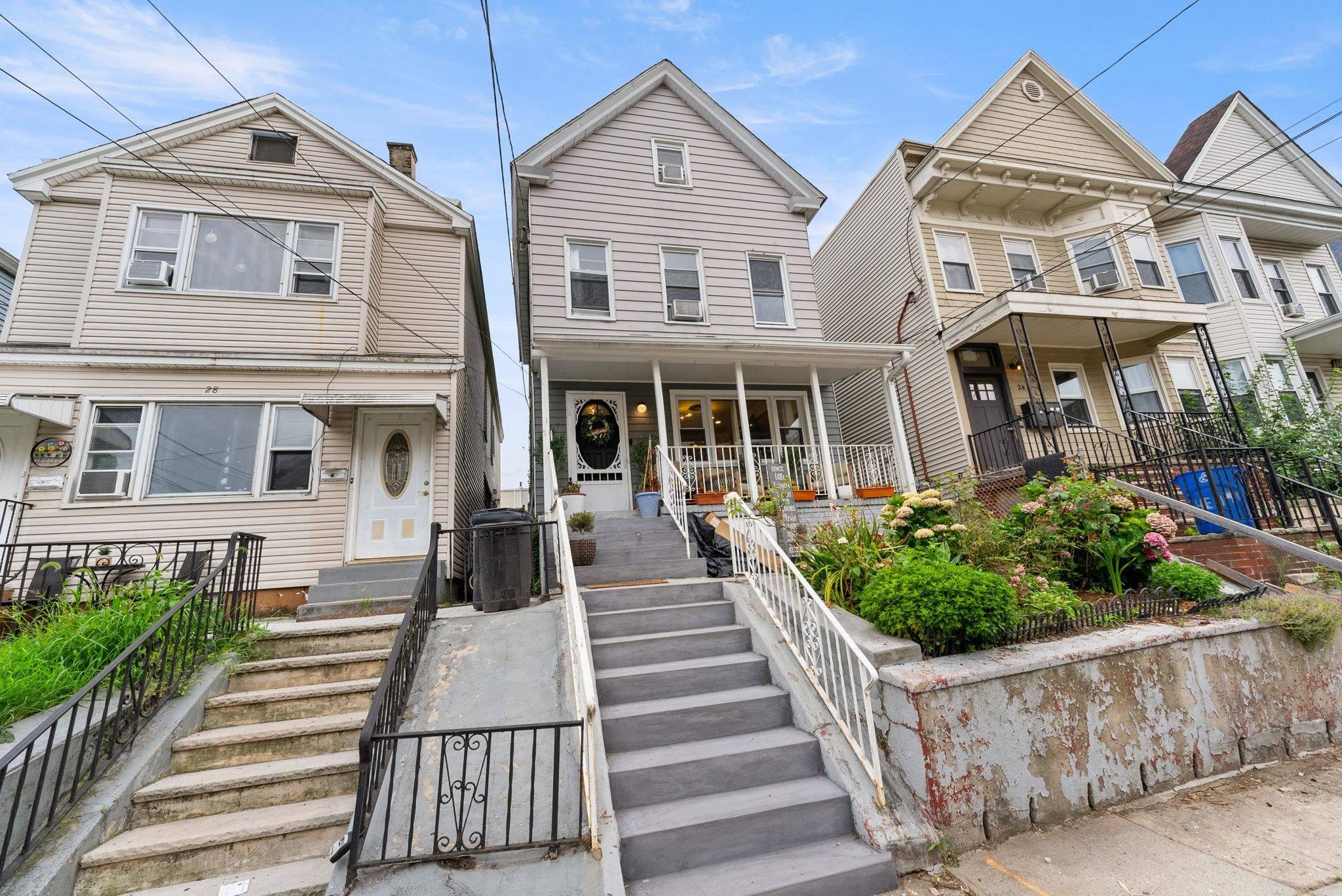 Bayonne, NJ 07002,26 EAST 49TH ST