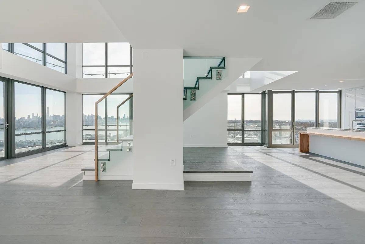 Cliffside Park, NJ 07010,320 ADOLPHUS AVE  #1115