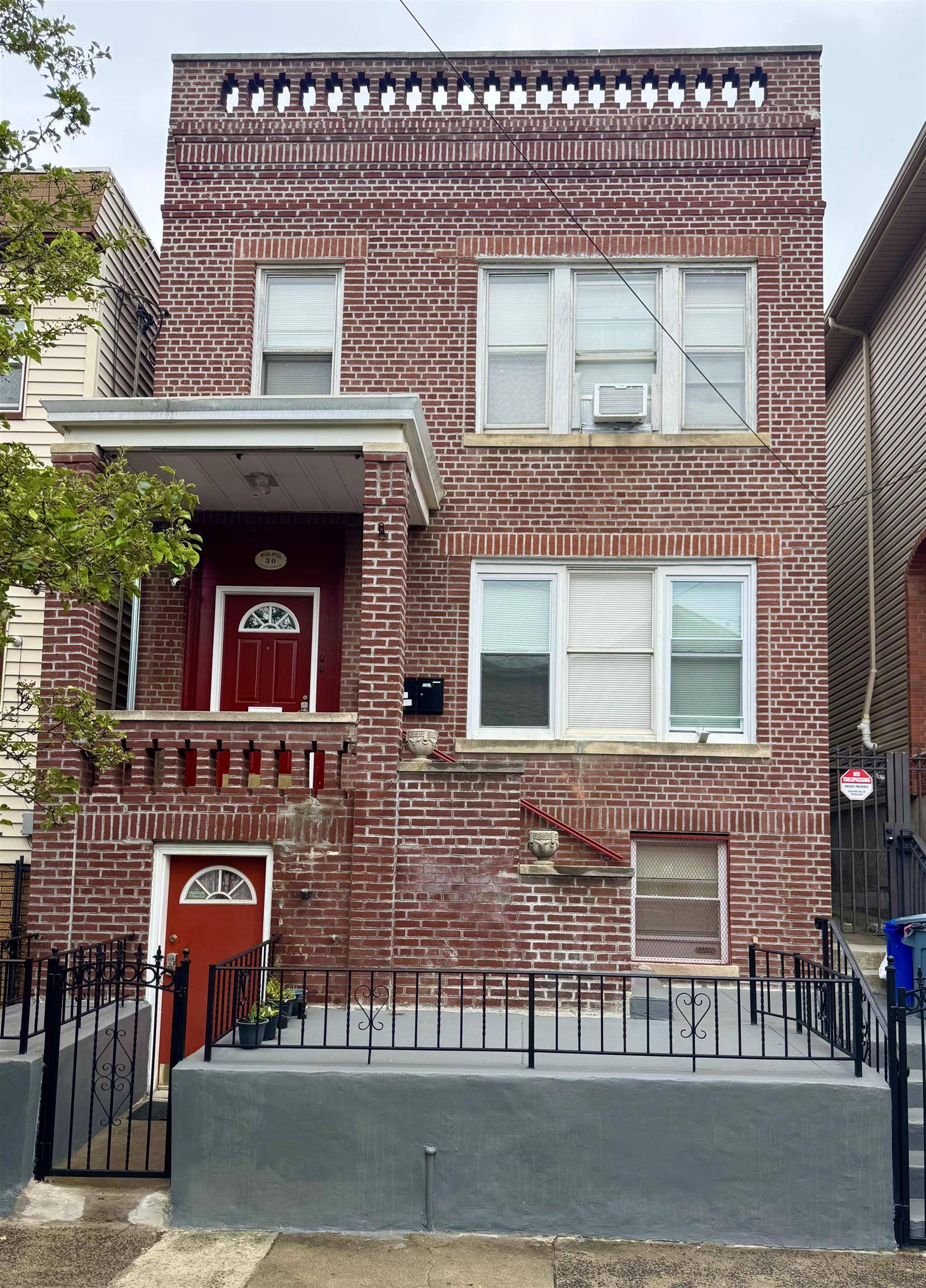 30 LOGAN AVE, Jc Journal Square, NJ 07306