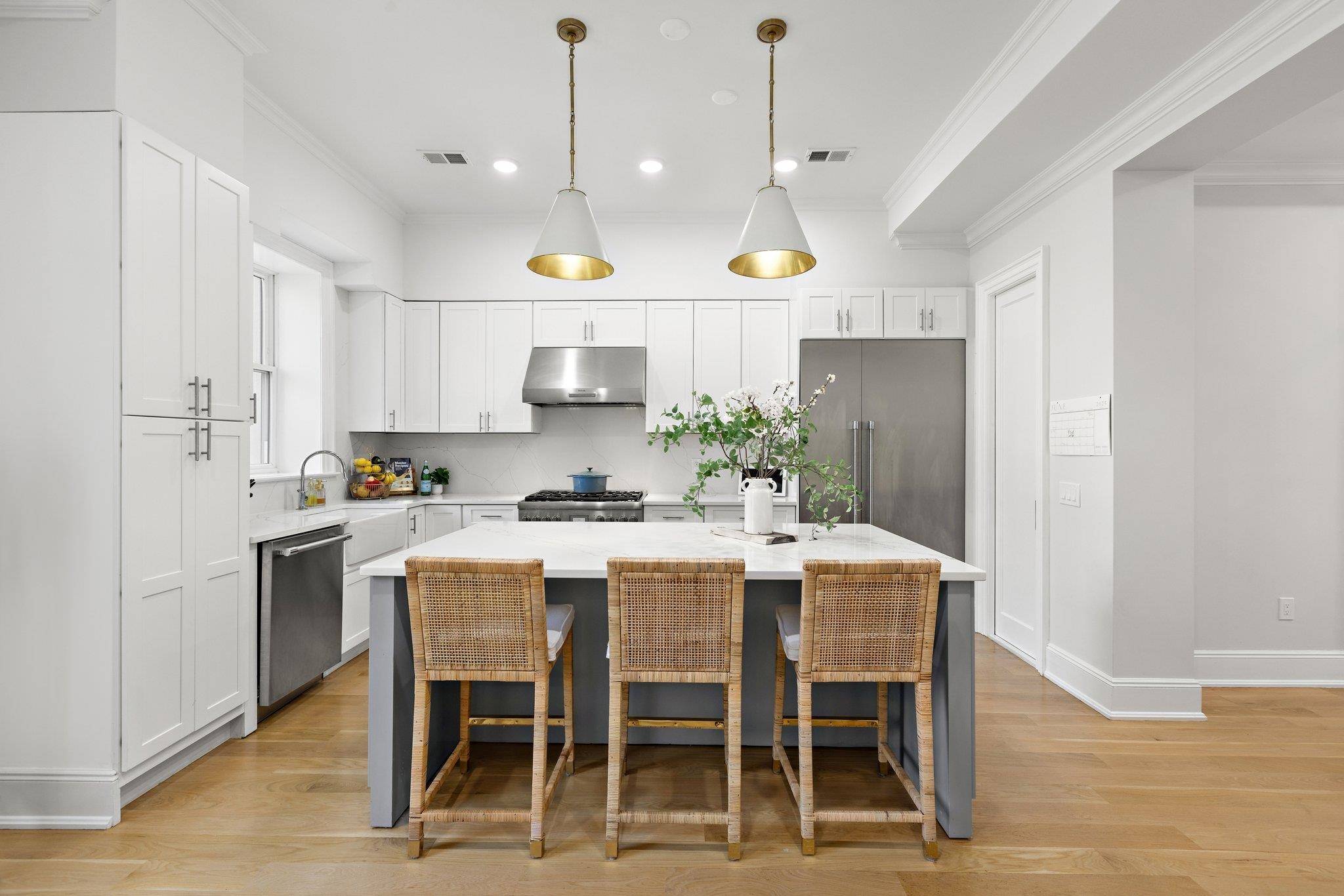 Hoboken, NJ 07030,1023 WILLOW AVE  #A