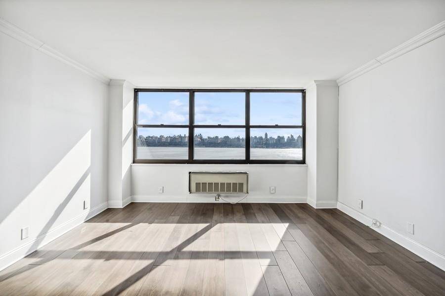 Guttenberg, NJ 07093,7004 BLVD EAST  #9M