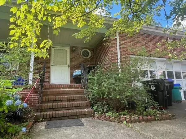 18 MESSLER ST, East Brunswick, NJ 08816