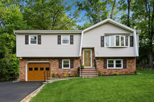 151 MOUNT PLEASANT AVE, Dover Town, NJ 07801