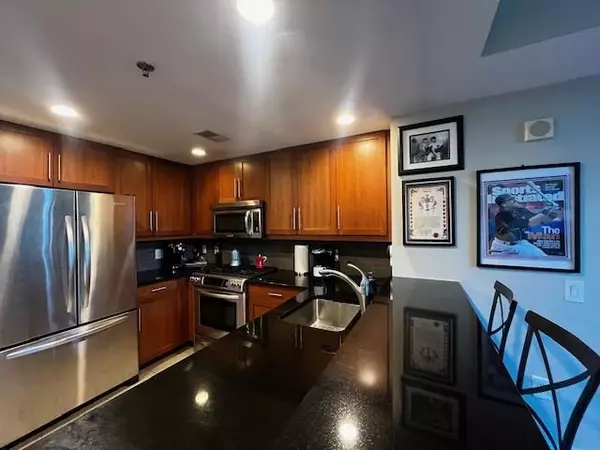 Hoboken, NJ 07030,800 JACKSON ST  #304
