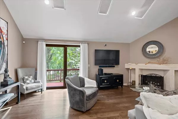 Secaucus, NJ 07094,498 TEAL PLAZA