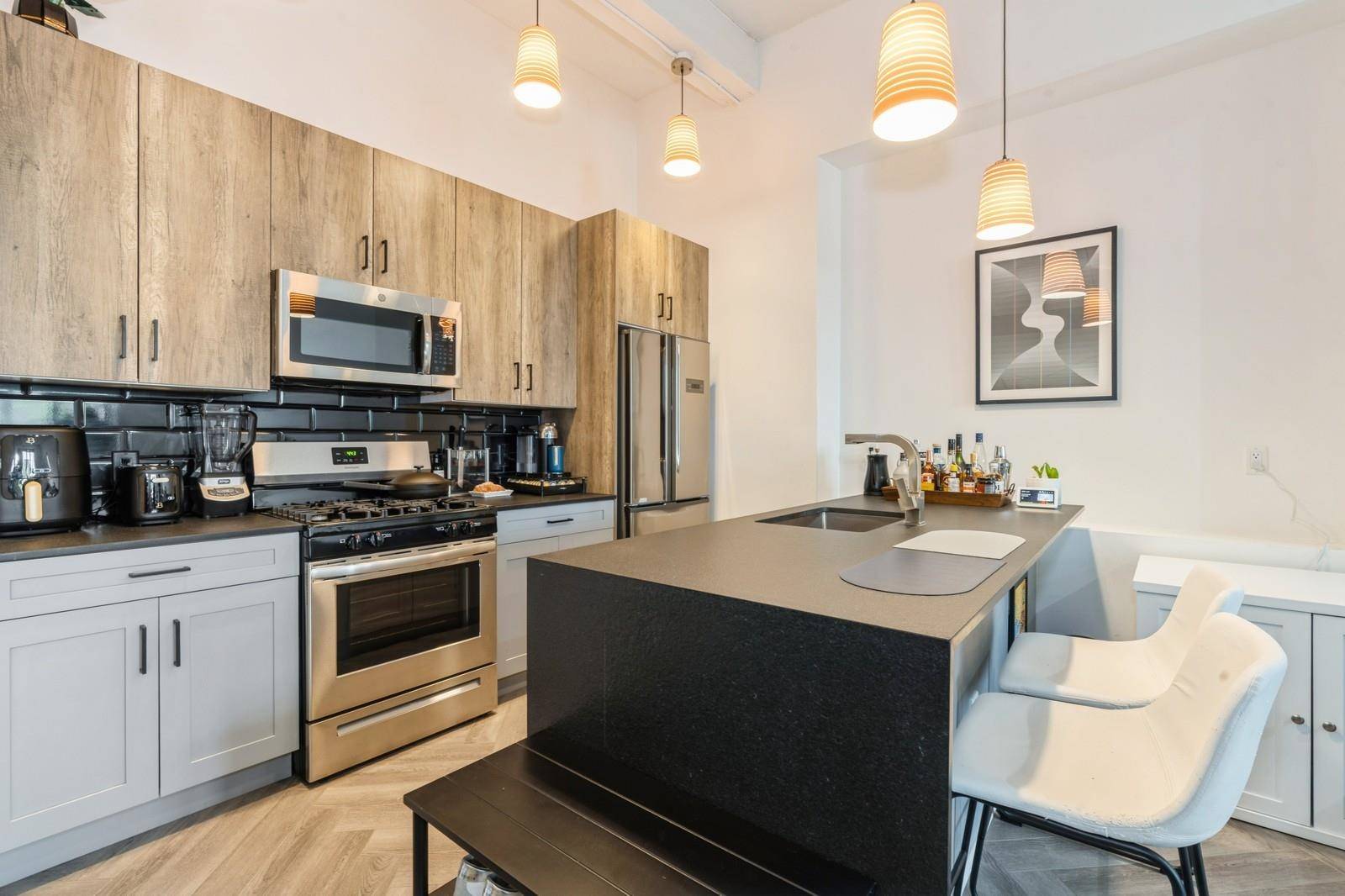 142 CHARLES ST  #301, Jc Heights, NJ 07307