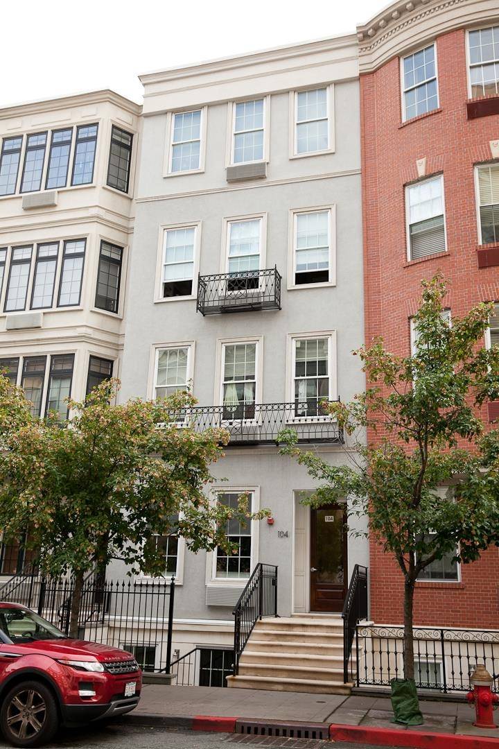 104 TIDEWATER ST #1A, Jc Downtown, NJ 07302