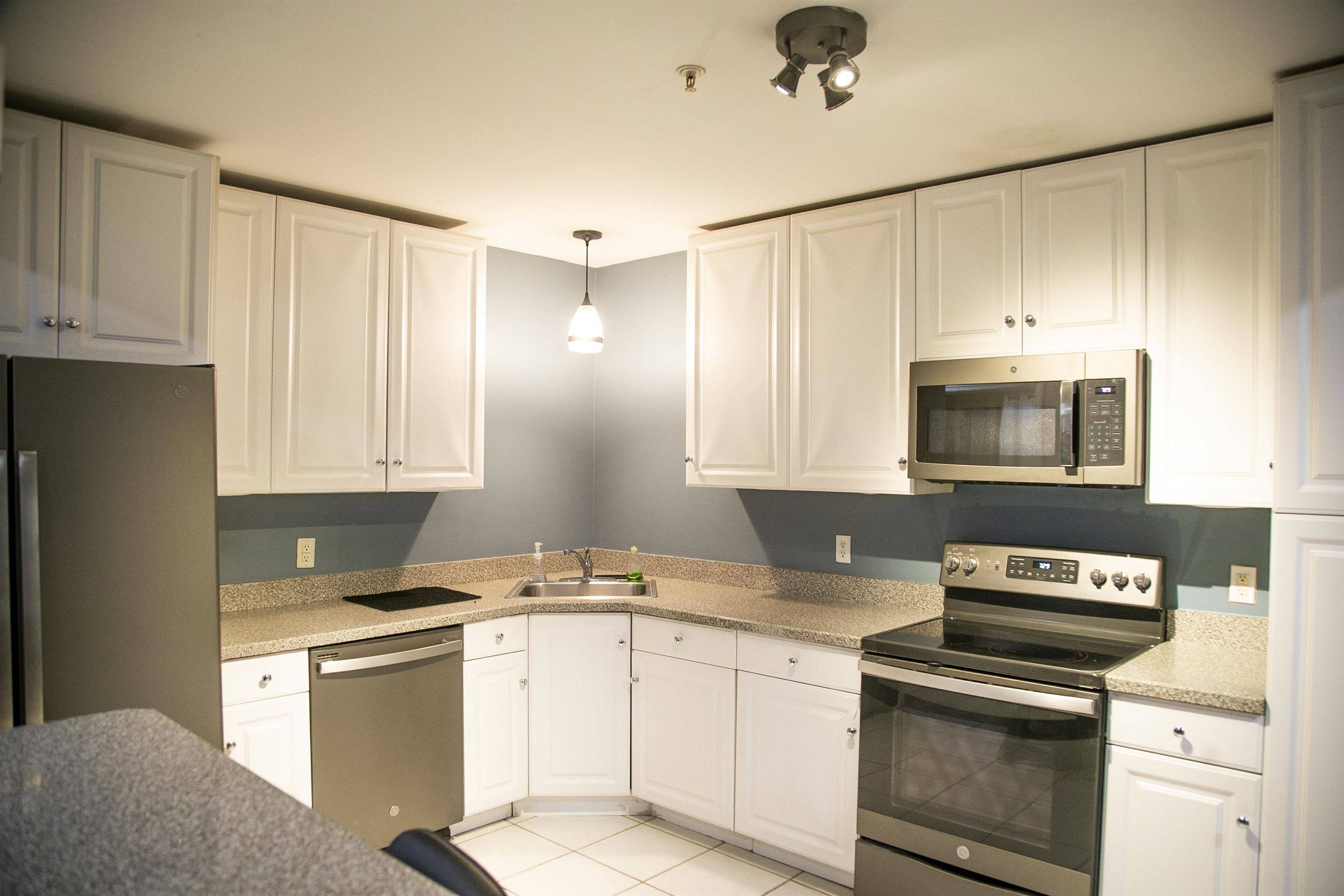 North Bergen, NJ 07047,8915 BERGENWOOD AVE  #51