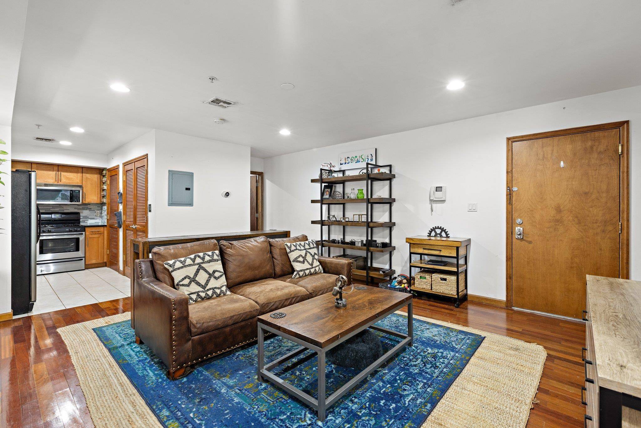 West New York, NJ 07093,112 63RD ST  #3B