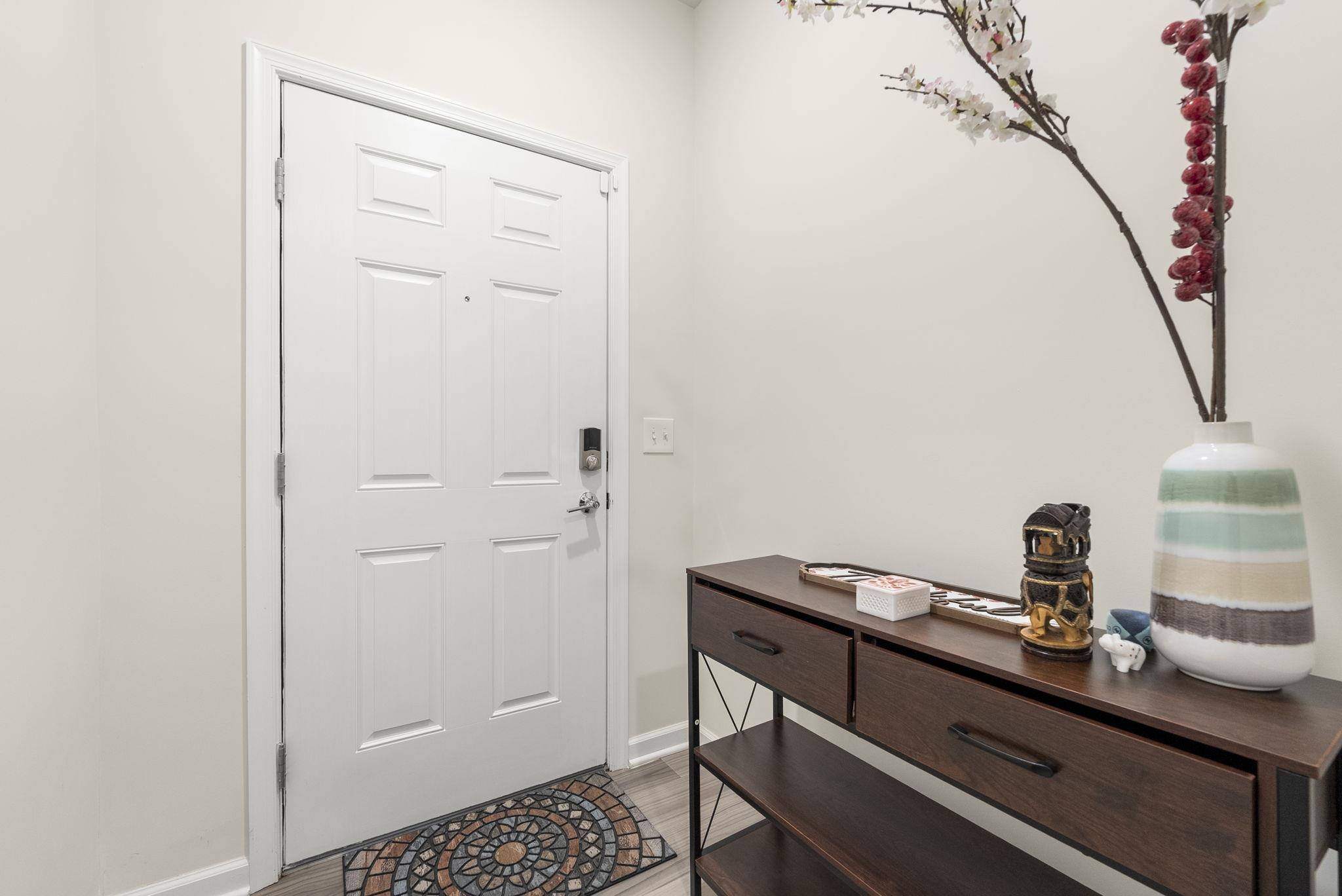 Wood-ridge, NJ 07075,4 ARNOLD DR  #5302