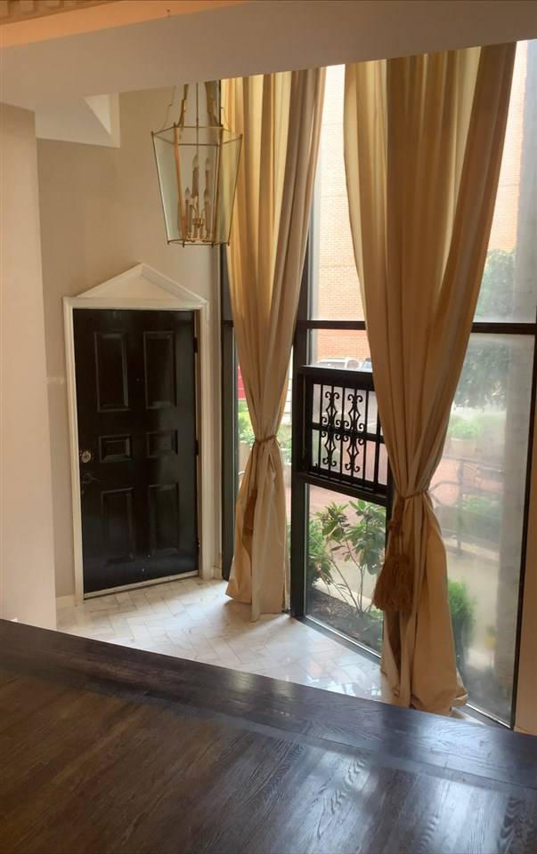 222 CLINTON ST #6, Hoboken, NJ 07030
