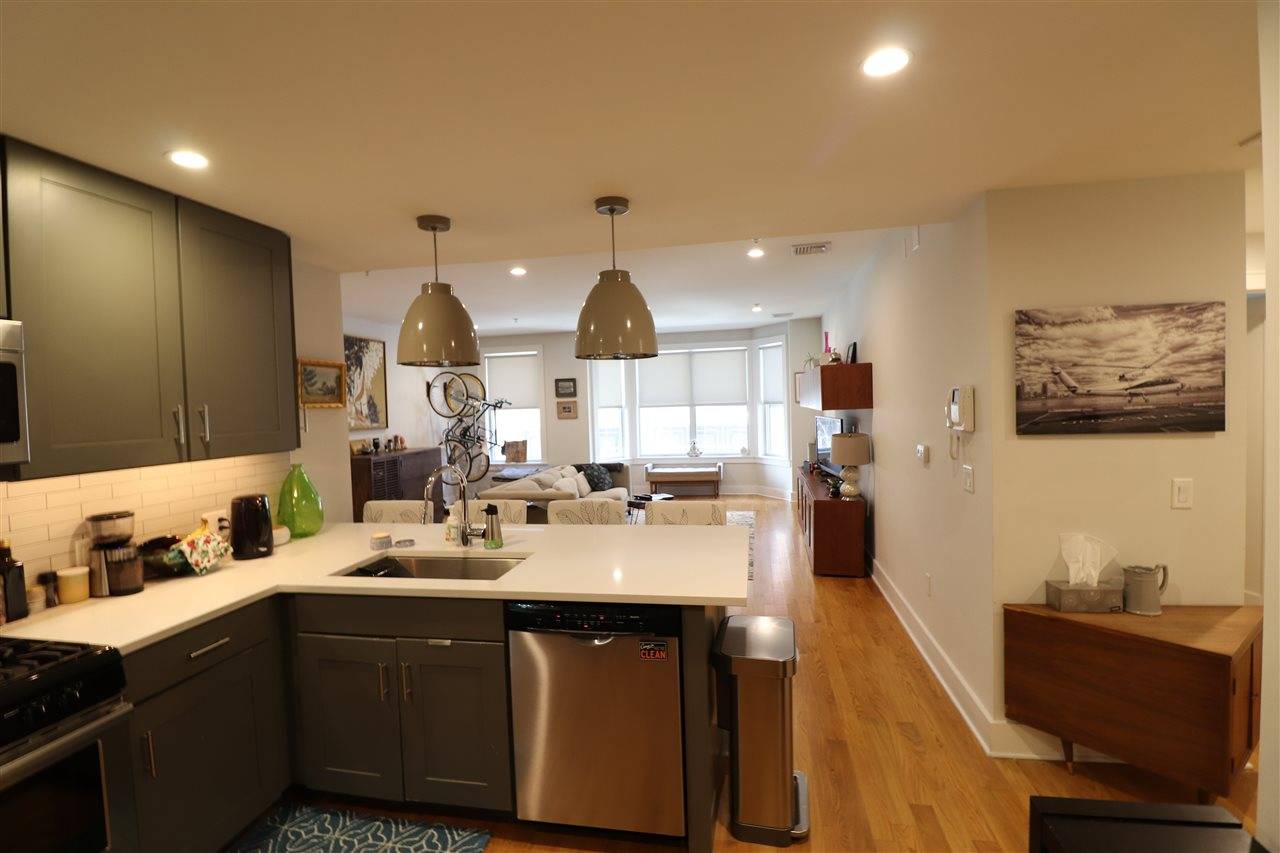 Hoboken, NJ 07030,125 HARRISON ST  #5A
