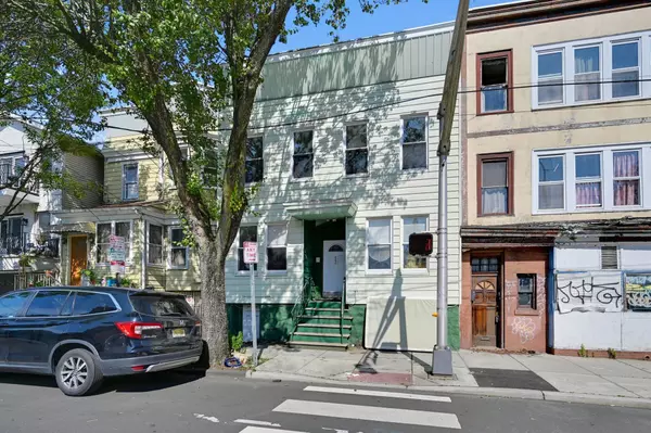 Jc Journal Square, NJ 07307,57 MONTROSE AVE