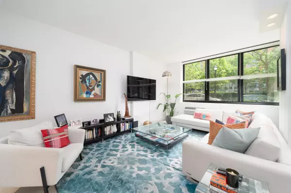 Hoboken, NJ 07030,2 CONSTITUTION CT  #103