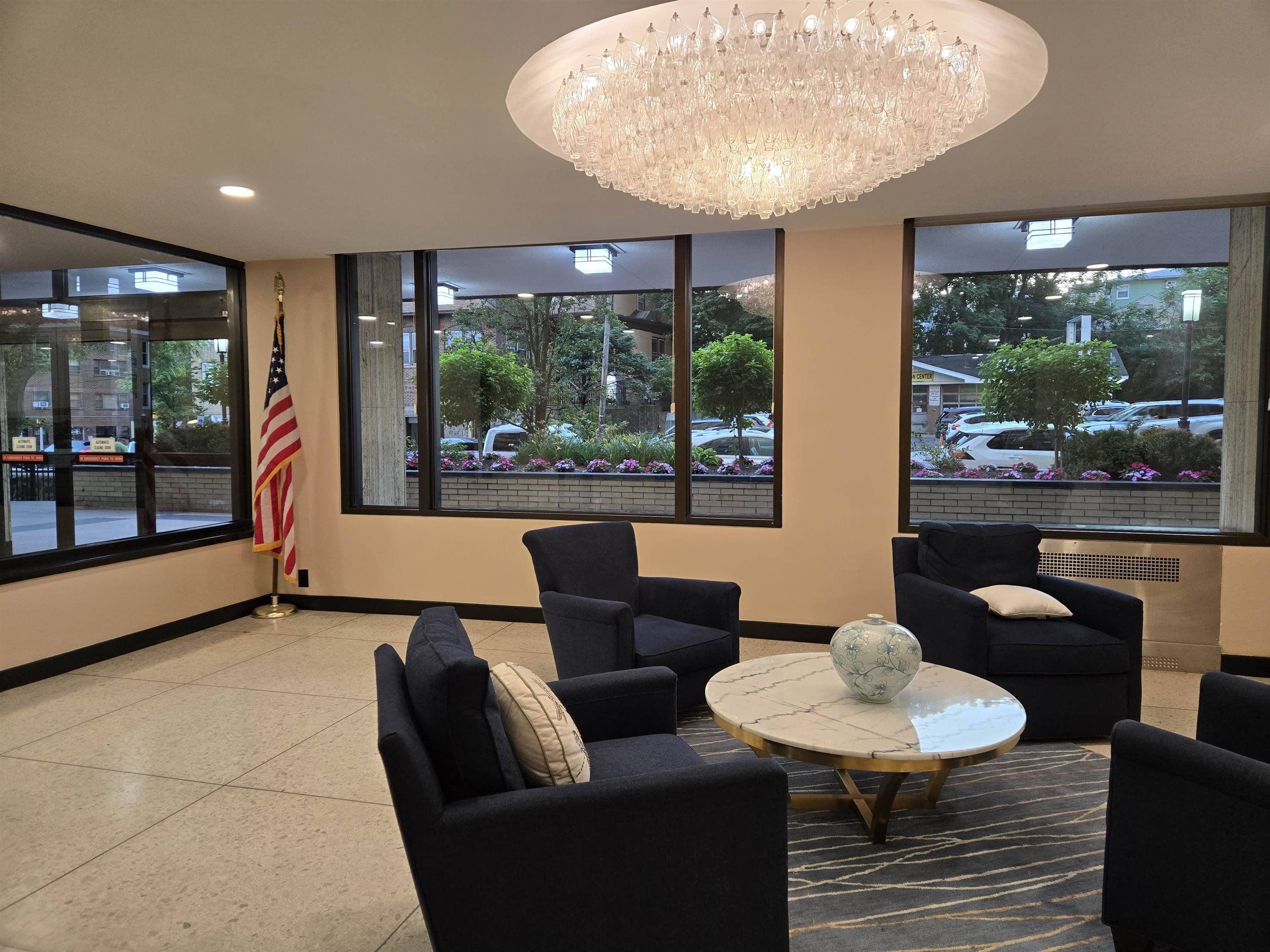 West New York, NJ 07093,6600 BLVD EAST  #19L&19K
