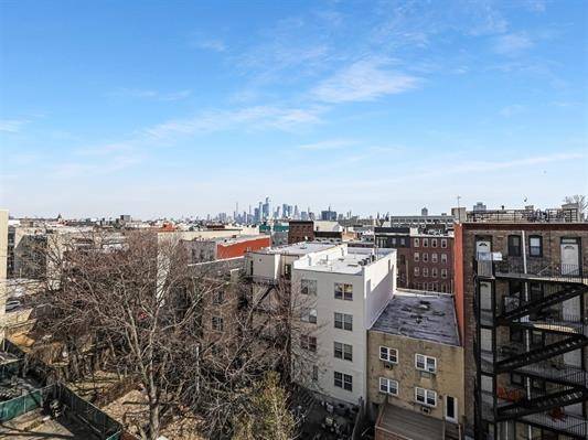 Hoboken, NJ 07030,317 JACKSON ST