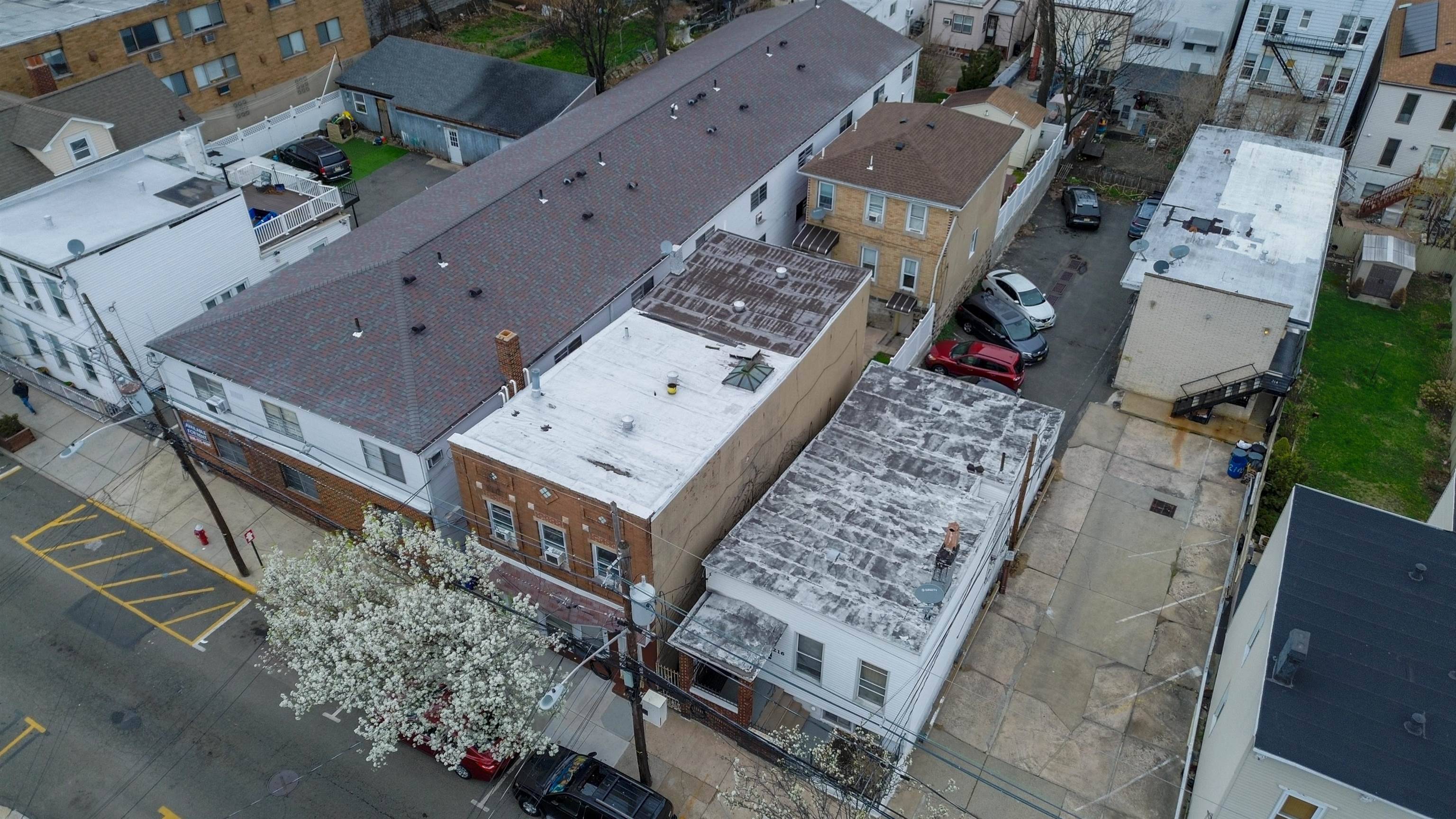Guttenberg, NJ 07093,218 68TH ST