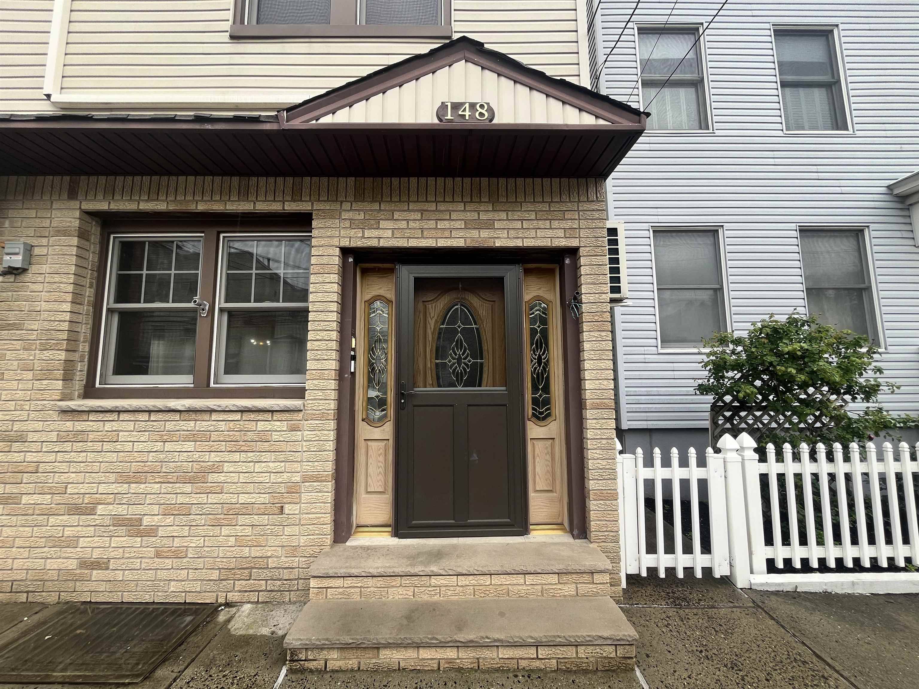 148 AVENUE F  #2, Bayonne, NJ 07002