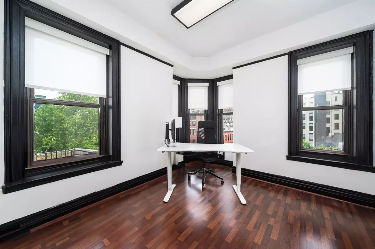 Hoboken, NJ 07030,84 WASHINGTON ST  #3rd Fl East