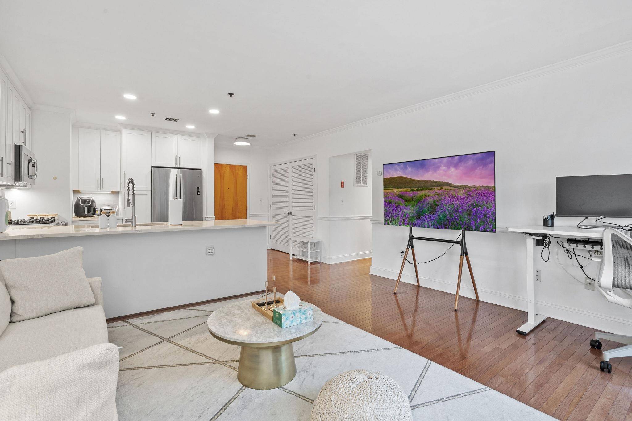 501 9TH ST #407, Hoboken, NJ 07030