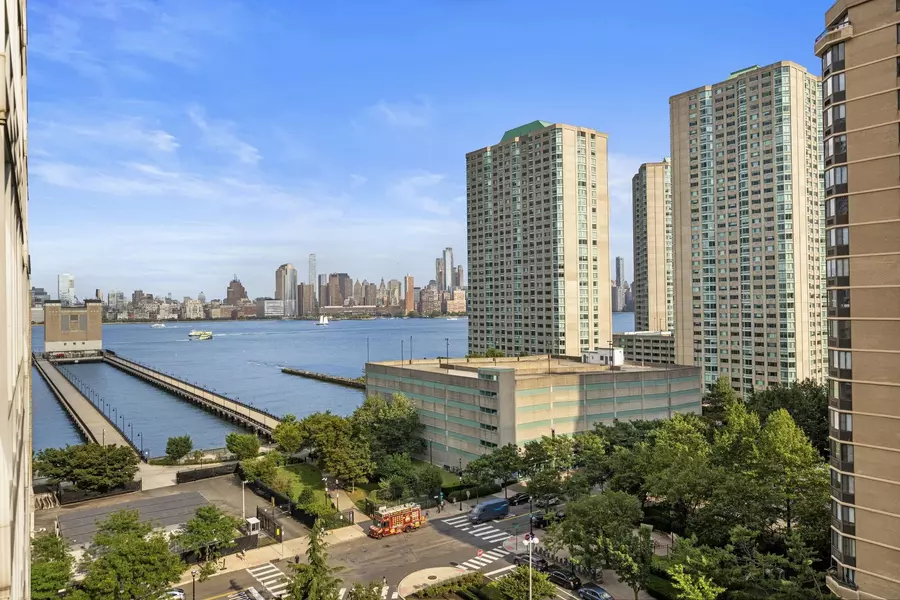 20 NEWPORT PARKWAY  #1202, Jc Downtown, NJ 07310