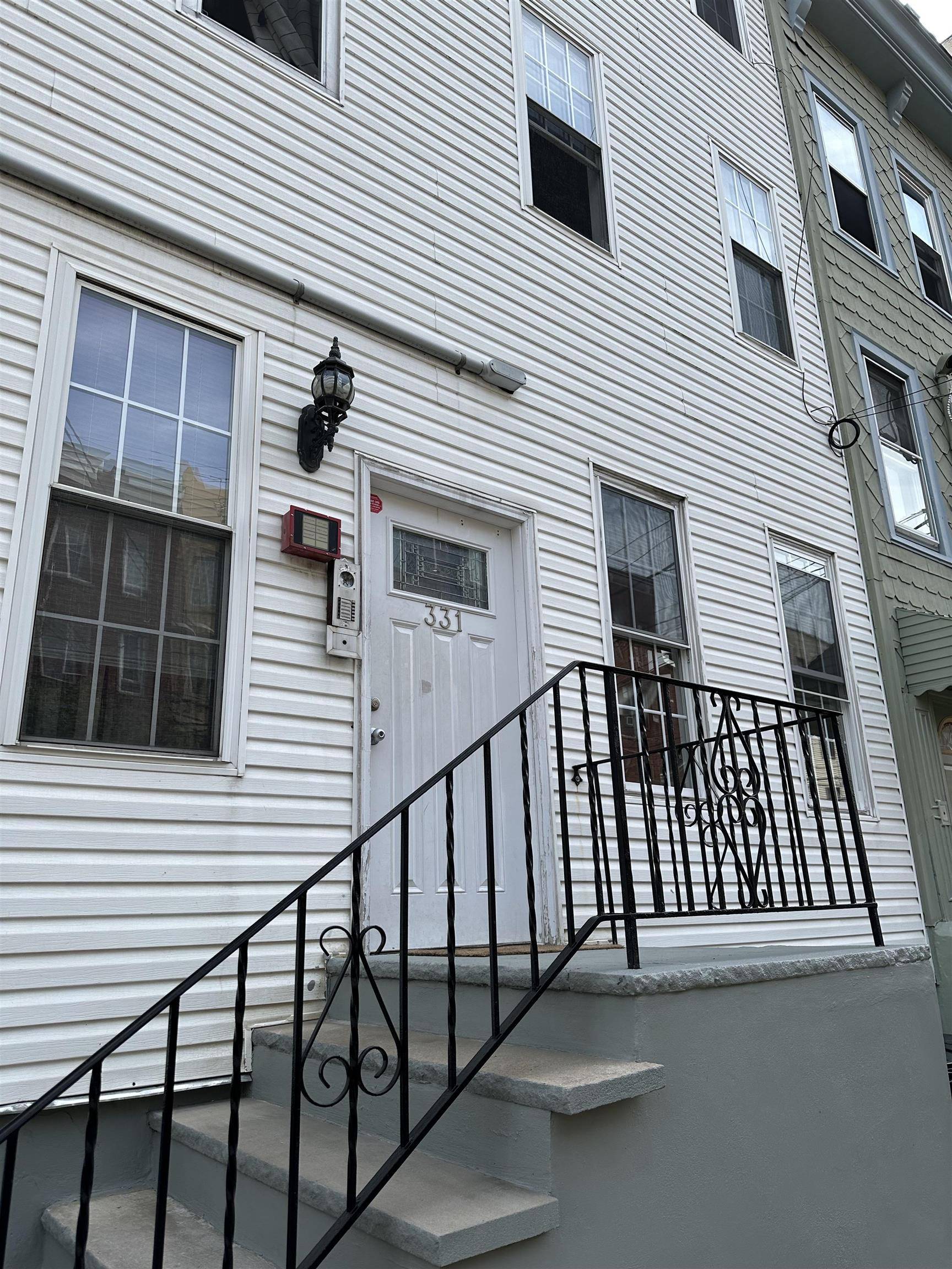 331 MONROE ST  #1R, Hoboken, NJ 07030