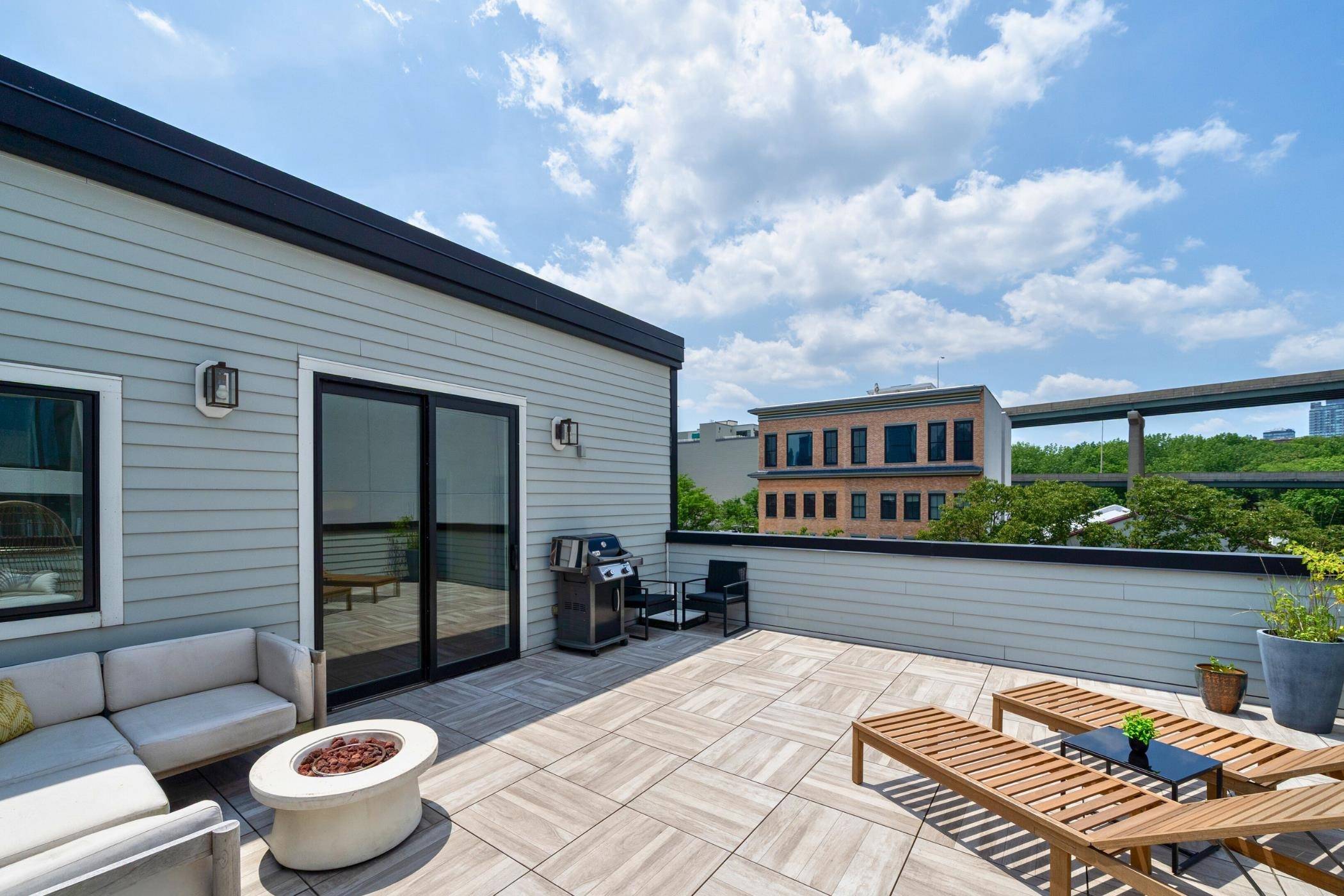 384 7TH ST  #5, Jc Downtown, NJ 07302