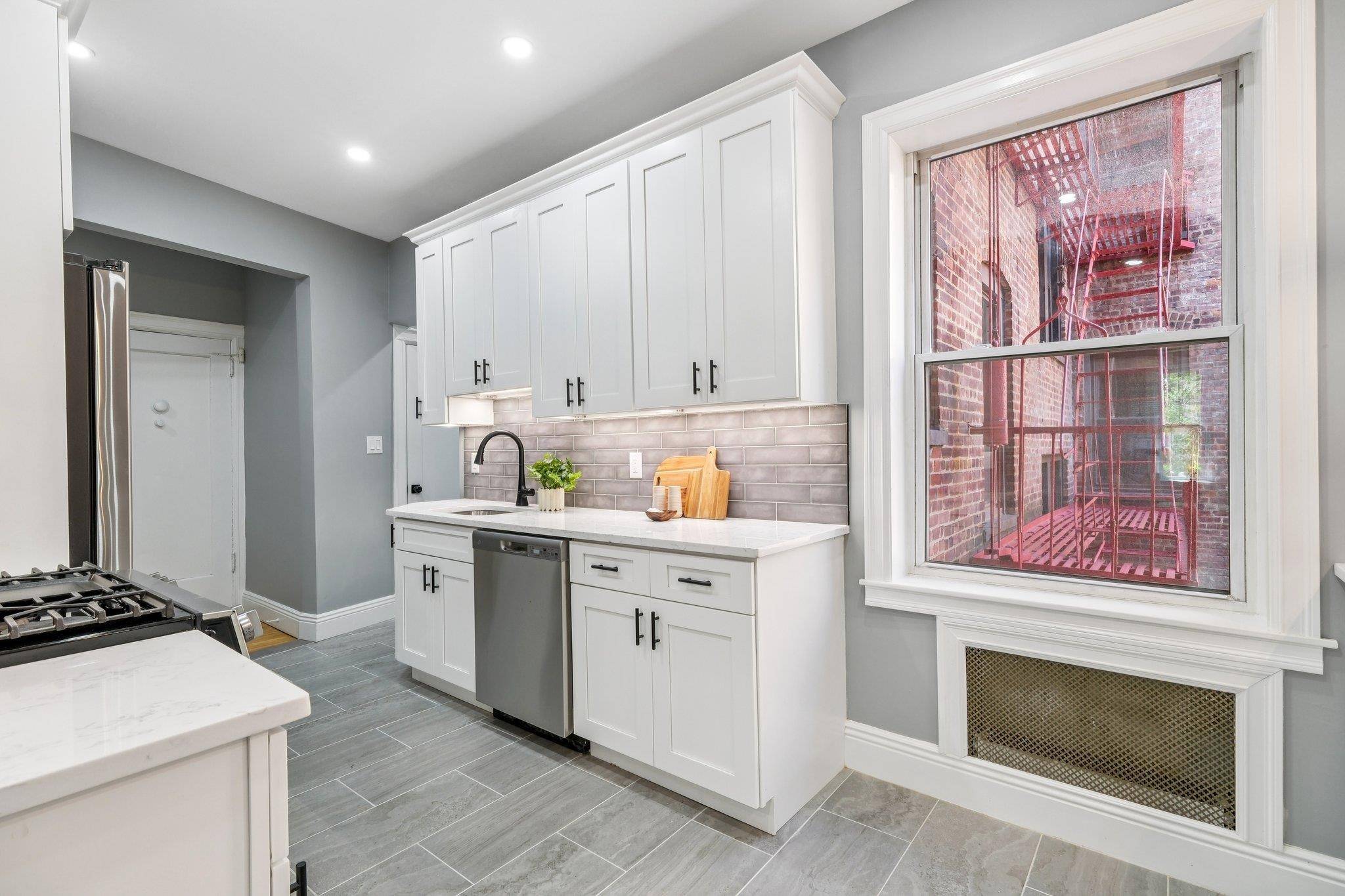 Jc Journal Square, NJ 07306,340 FAIRMOUNT AVE  #Apt 209