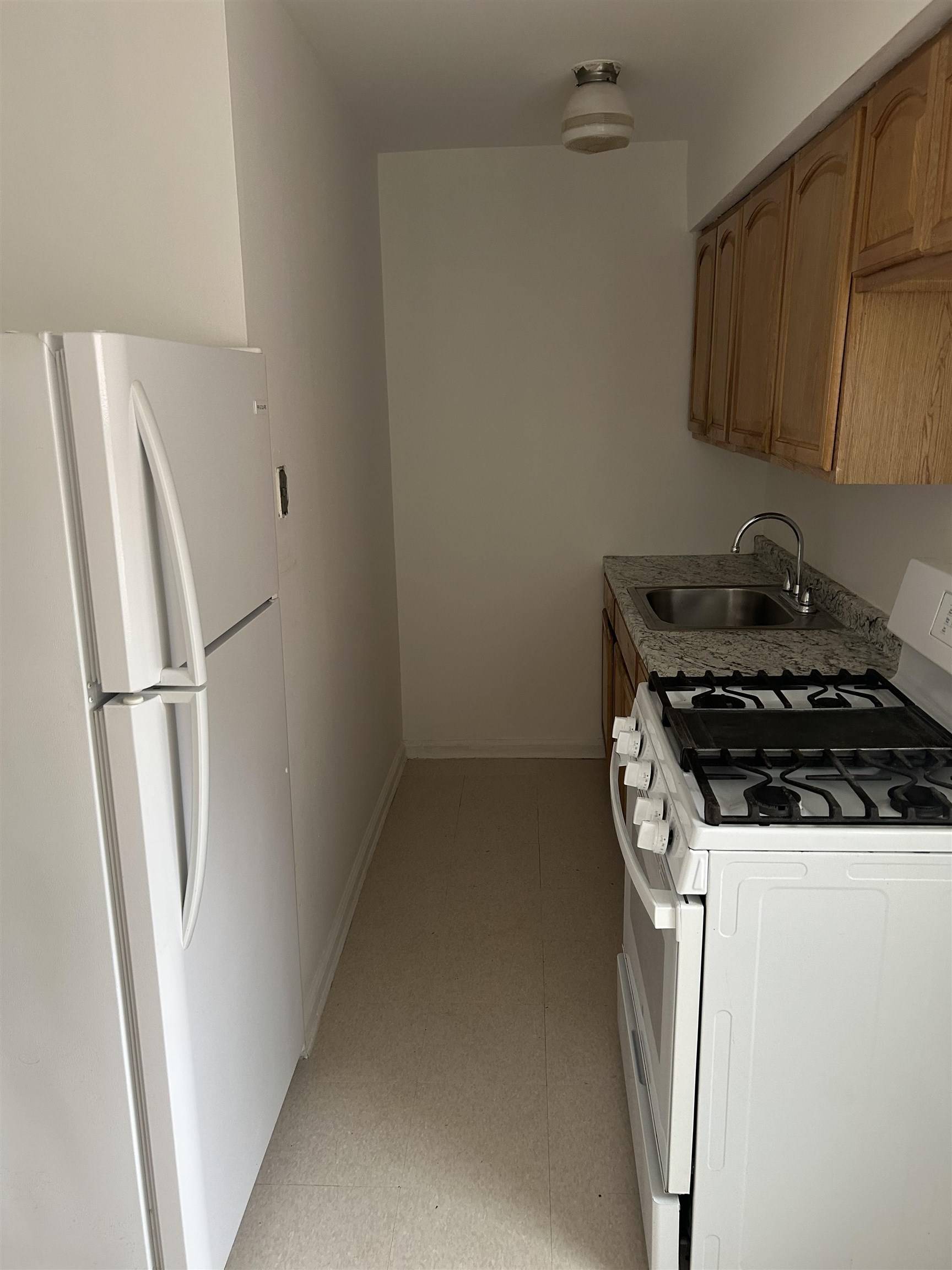 Englewood, NJ 07631,513-515 GRAND AVE  #I