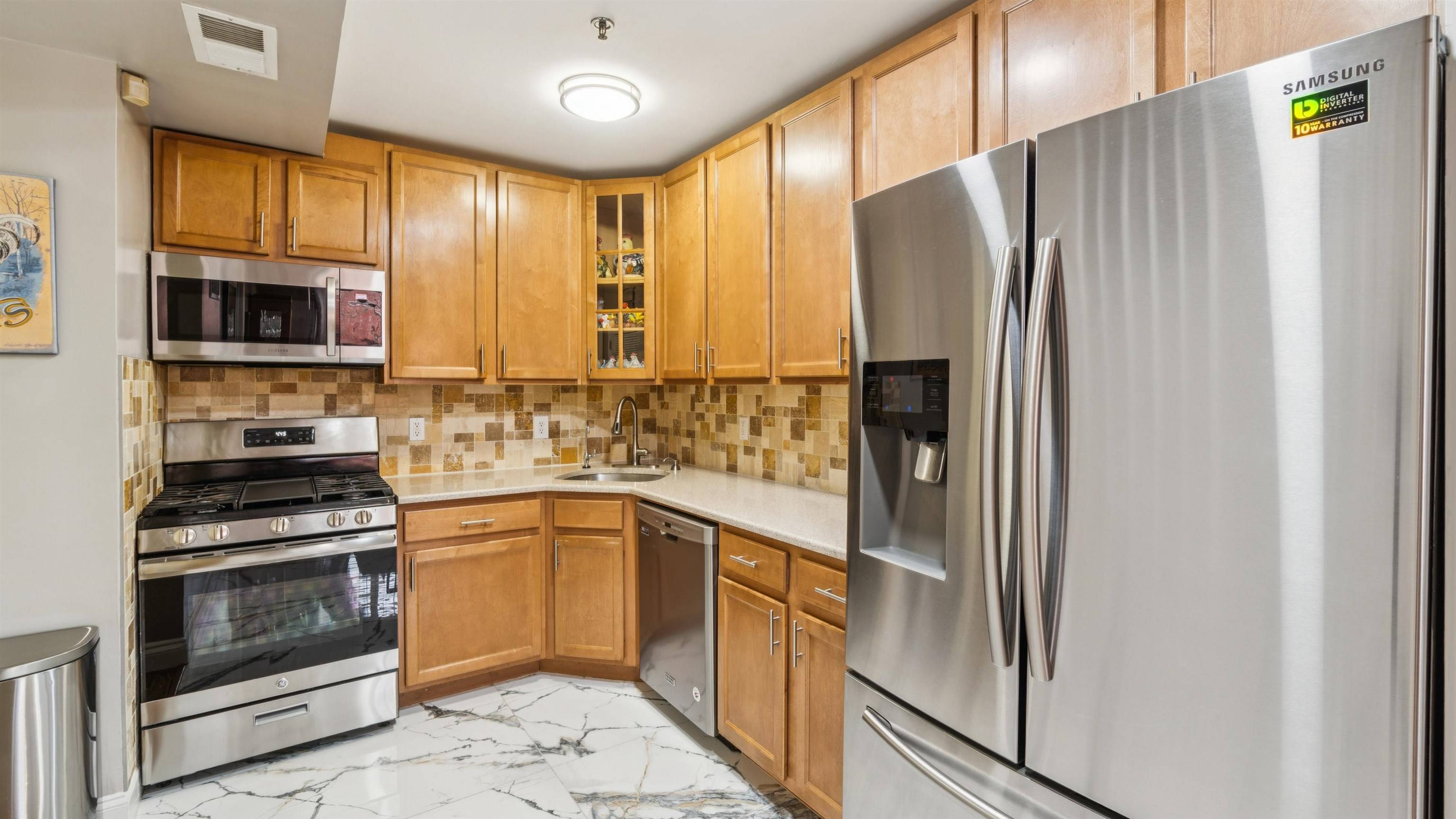Union City, NJ 07087,4401 PARK AVE  #2B