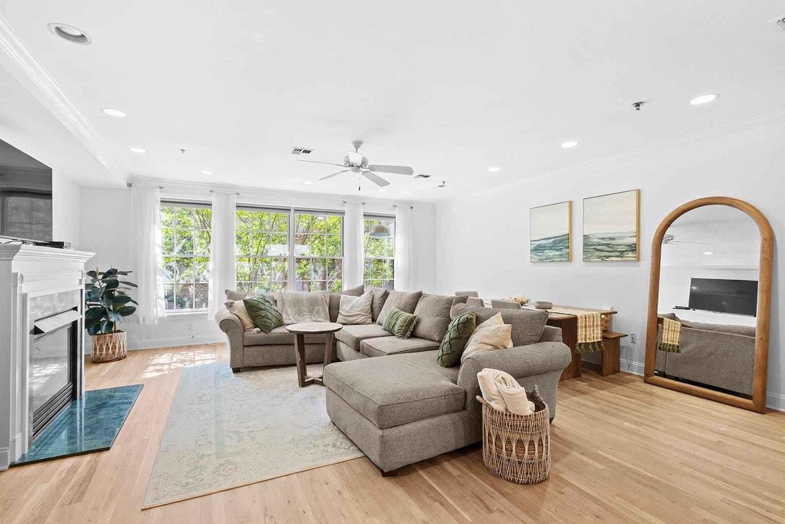 Hoboken, NJ 07030-1893,84 JEFFERSON ST  #2C