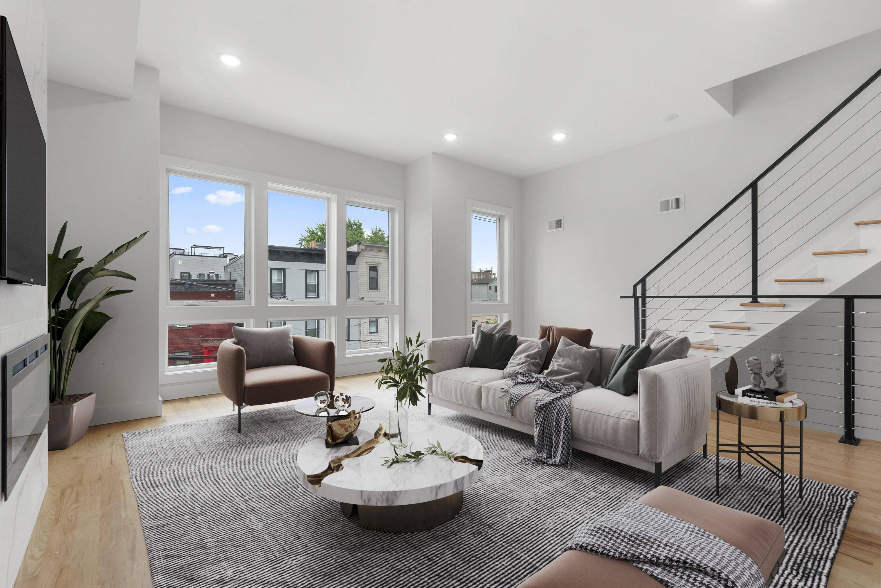 119 VAN HORNE ST, Jc Bergen-lafayett, NJ 07304